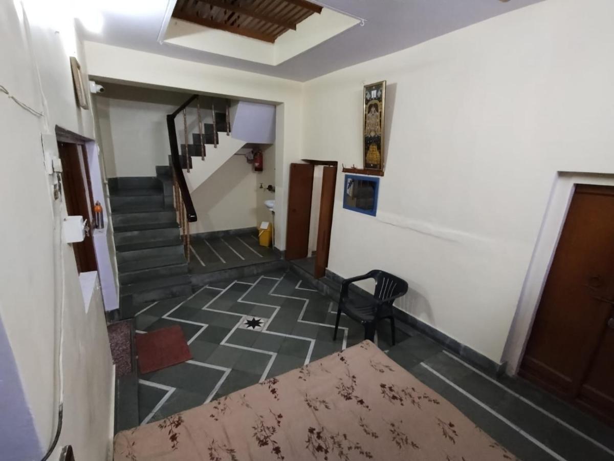 Heritage Homestay@Old City Near Ganges فاراناسي المظهر الخارجي الصورة