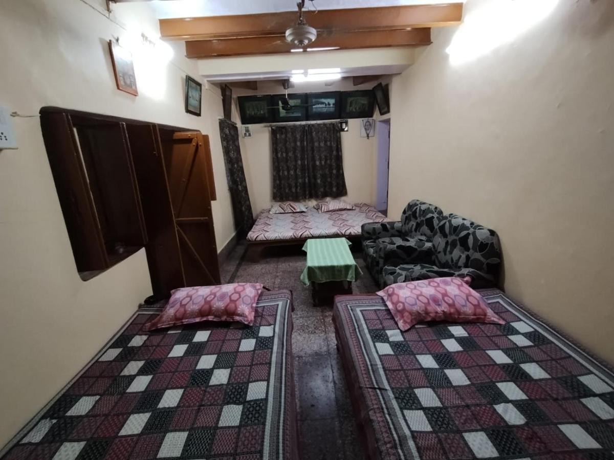 Heritage Homestay@Old City Near Ganges فاراناسي المظهر الخارجي الصورة