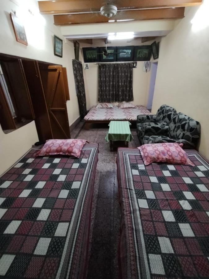 Heritage Homestay@Old City Near Ganges فاراناسي المظهر الخارجي الصورة