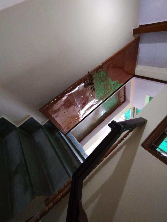 Heritage Homestay@Old City Near Ganges فاراناسي المظهر الخارجي الصورة