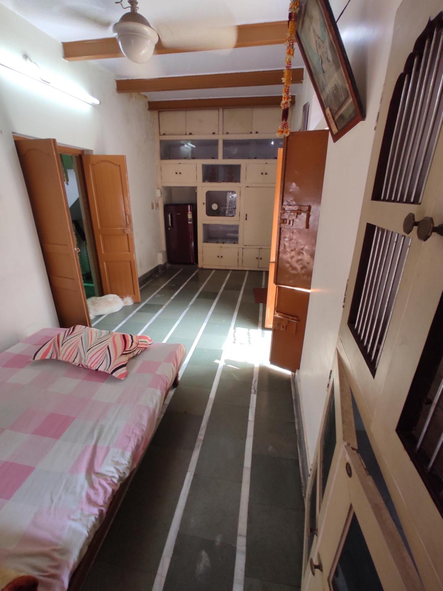 Heritage Homestay@Old City Near Ganges فاراناسي الغرفة الصورة